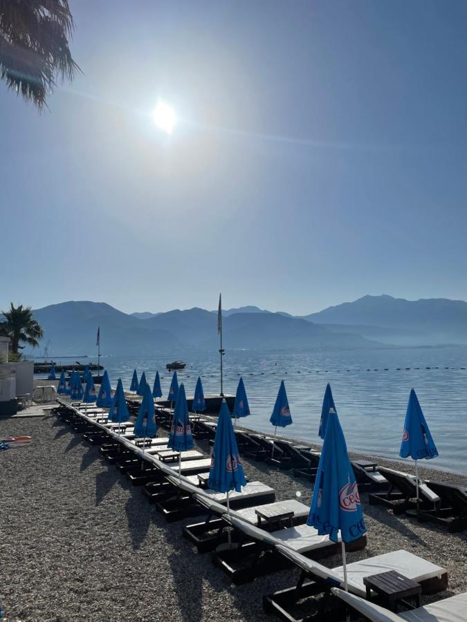 Hotel Azzurro Herceg Novi Eksteriør bilde