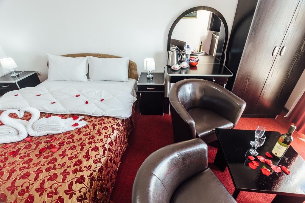 Hotel Azzurro Herceg Novi Eksteriør bilde
