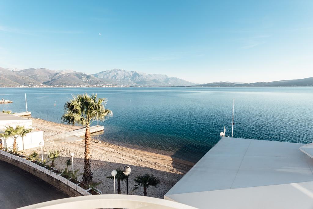 Hotel Azzurro Herceg Novi Eksteriør bilde